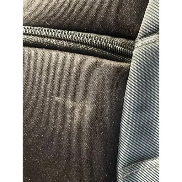 Swiss Gear The Angle padded laptop bag briefcase shoulder strap 16" x 13" black - Picture 3 of 10